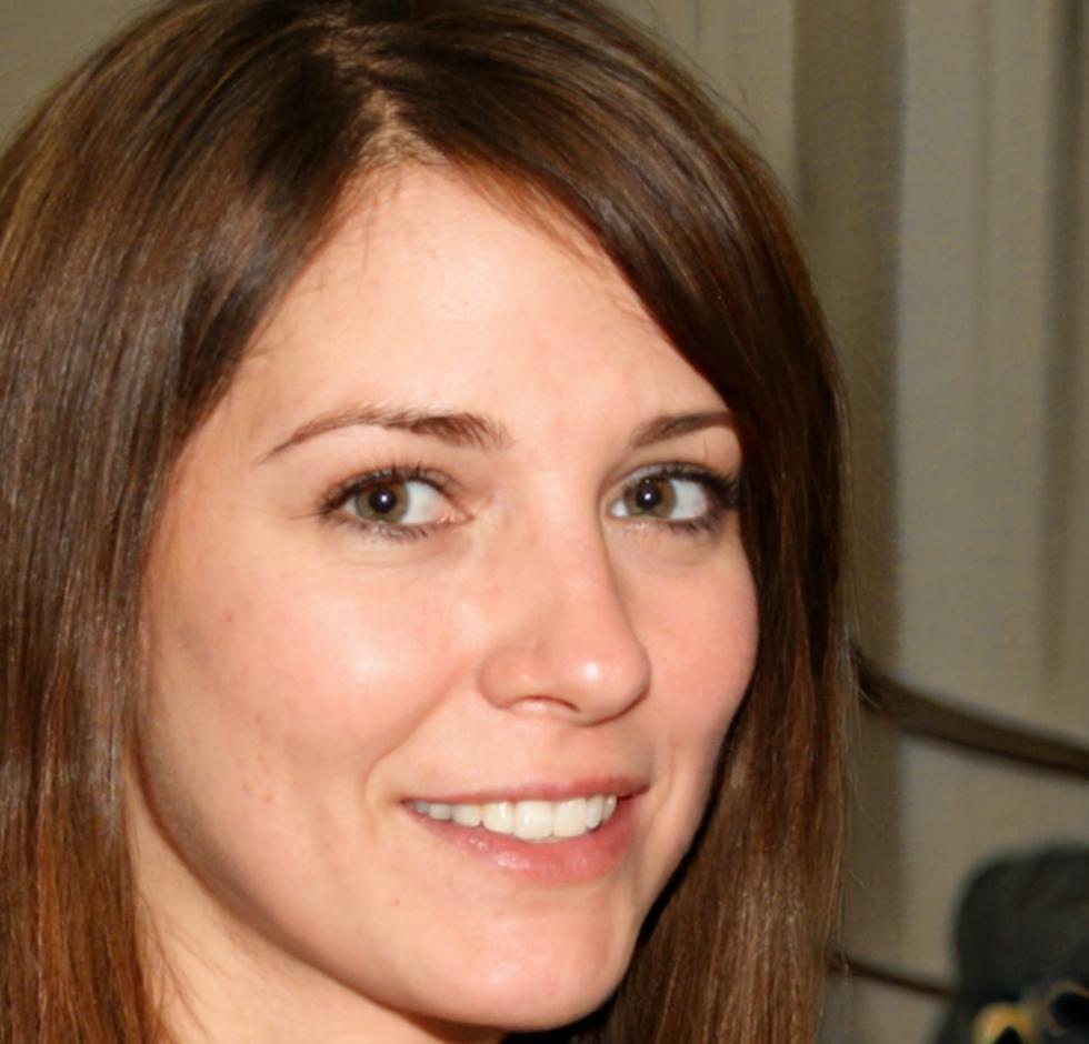 Elena Mendoza, fundadora y directora de tonelivra